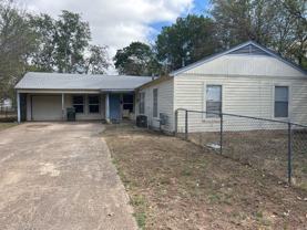 1807 Poage Ave - Photo 1 of 1