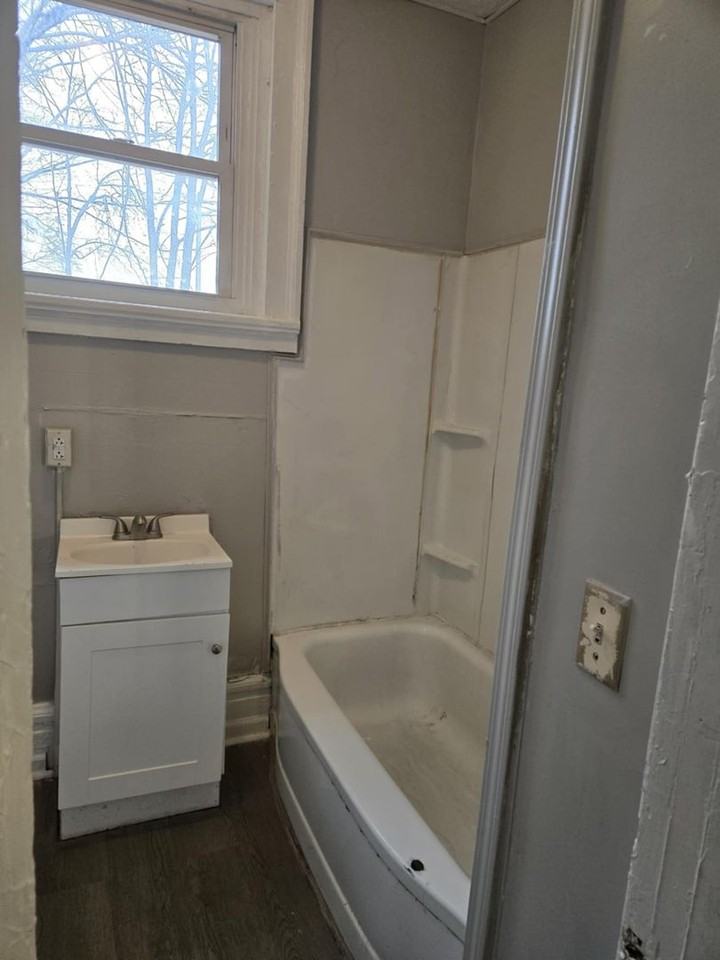 19 Franklin St. - Photo 4 of 14