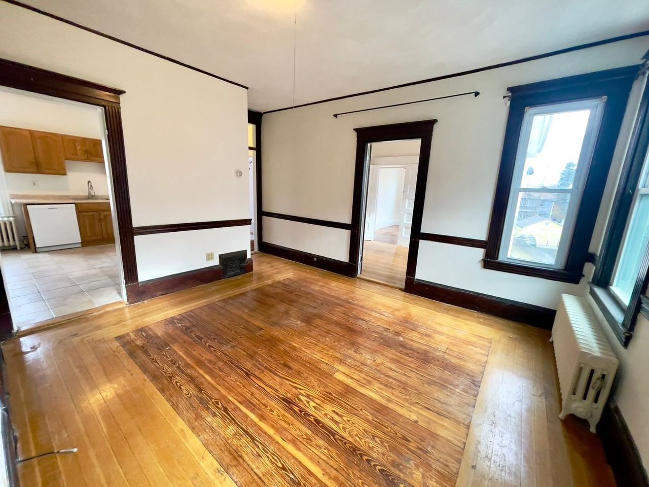 80 Fairbanks St - Photo 6 of 19