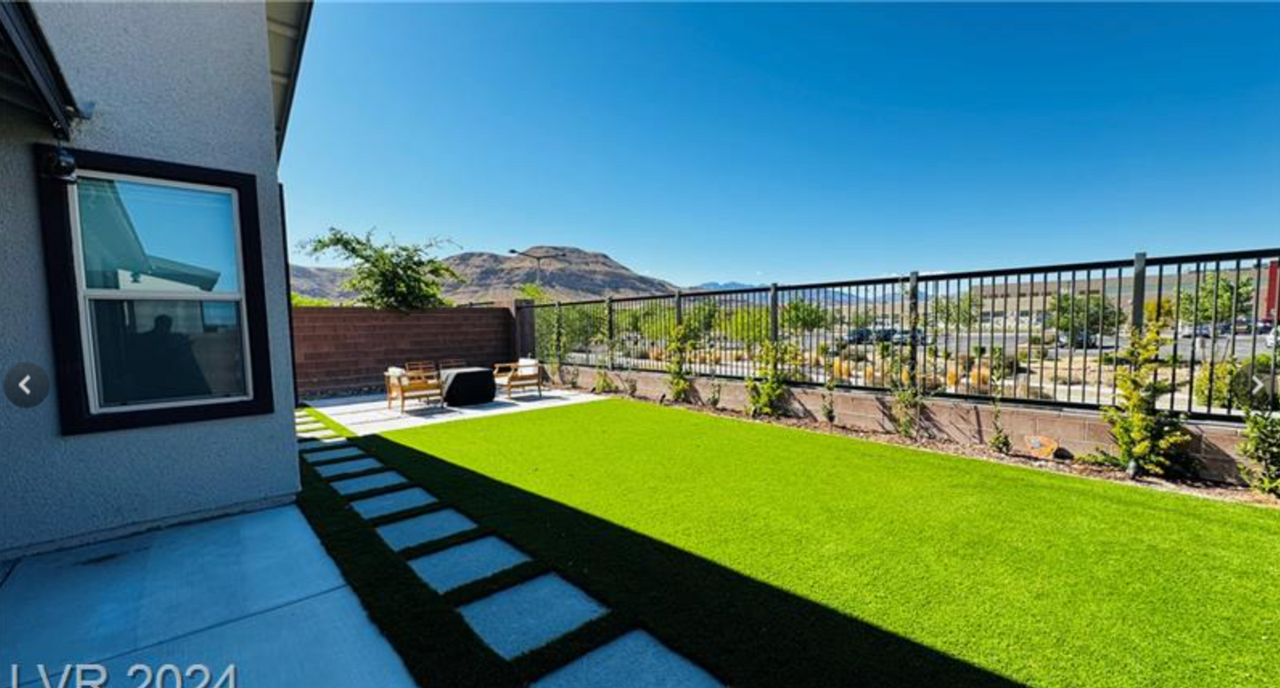 9836 Starlight Ridge Ave - Photo 3 of 36