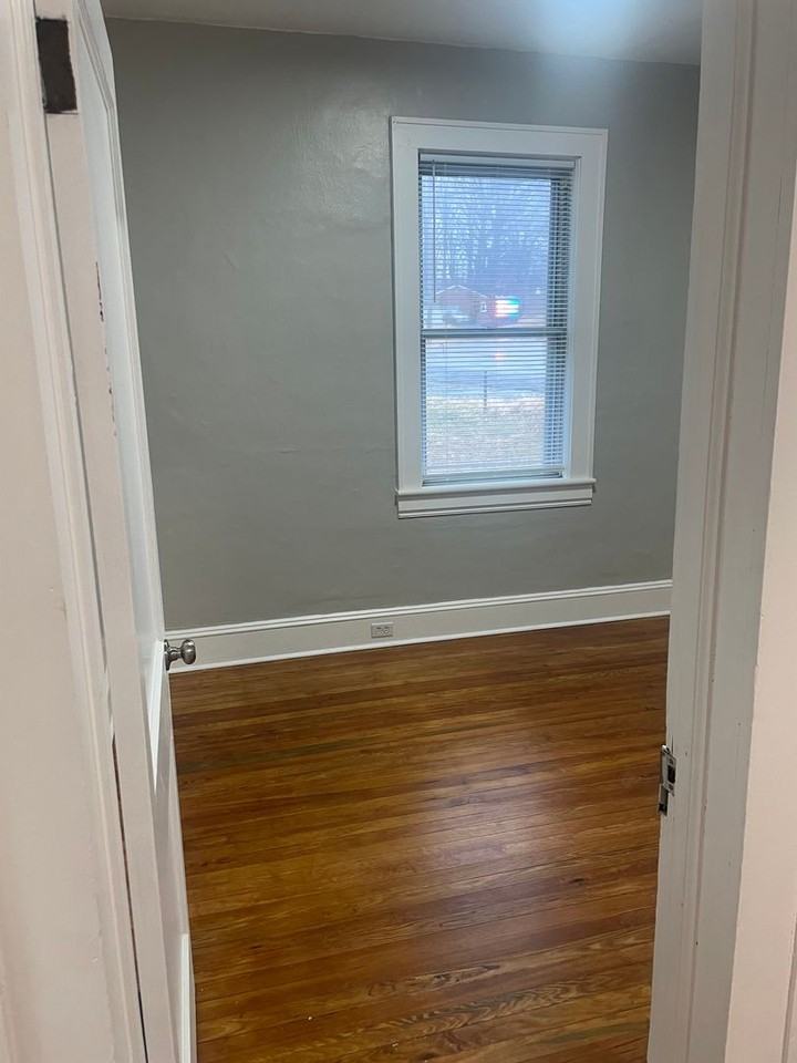 2915 Mount Pleasant Blvd - Photo 3 of 18