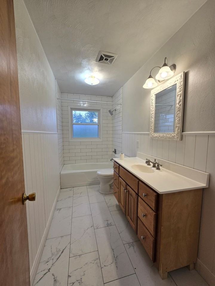 6121 State Route 54 - Photo 5 of 13