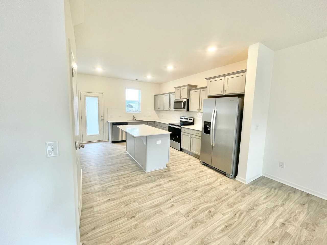 488 Kincaid Rd - Photo 2 of 13