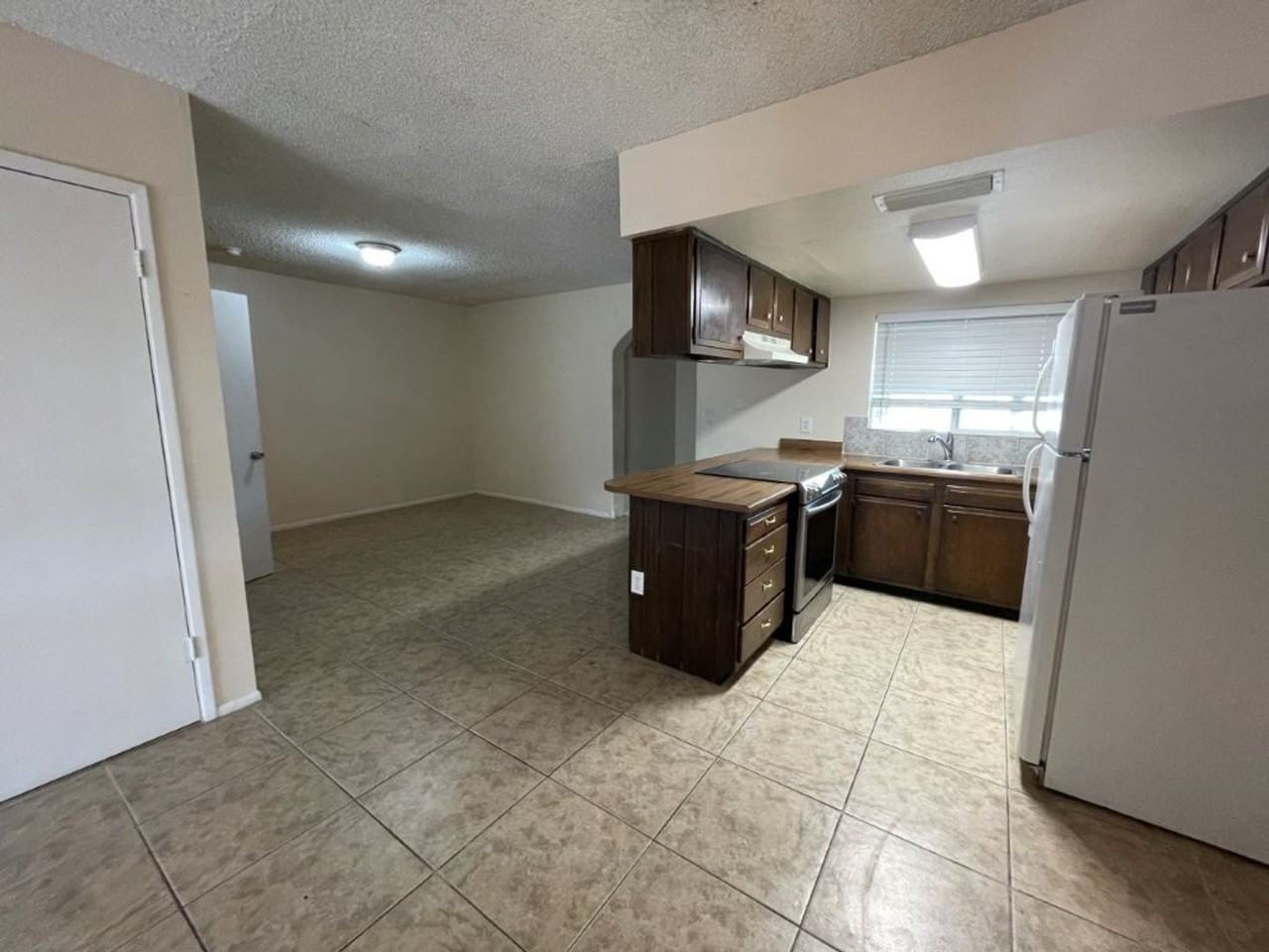 4542 E Southern Ave - Photo 6 of 15