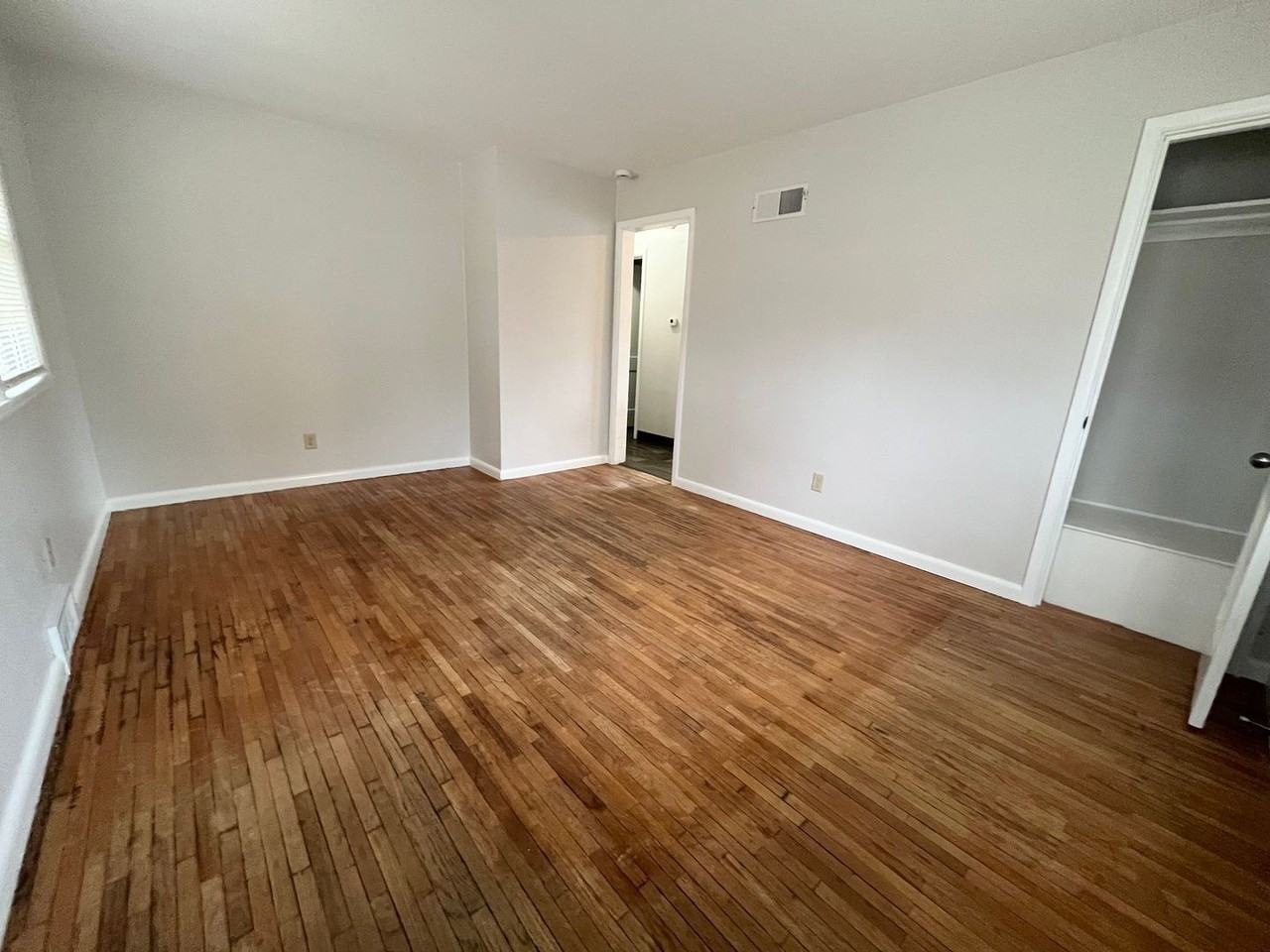 1612 S Frederick Dr - Photo 6 of 21