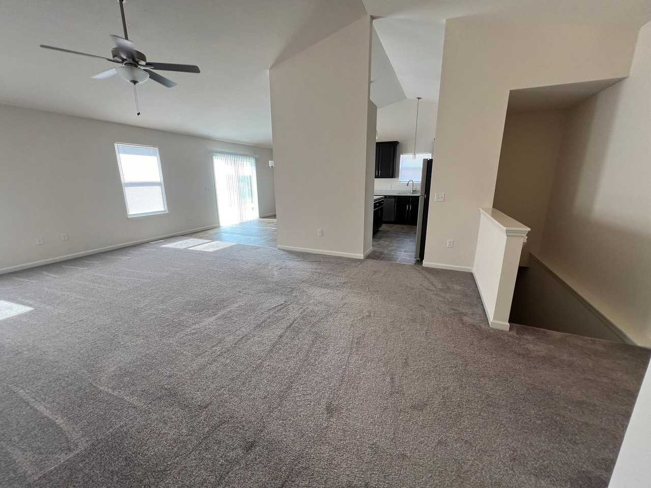 1850 Sunset Rdg - Photo 2 of 9