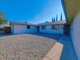 featured image of 546/550 E Polk St