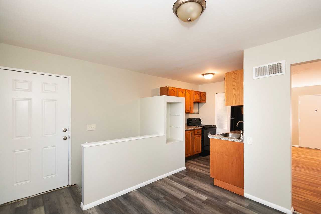 2267 Heritage Dr - Photo 6 of 23