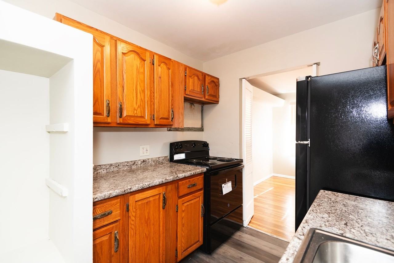 2267 Heritage Dr - Photo 7 of 23