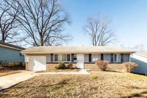 featured image of 10053 Lilac Ave