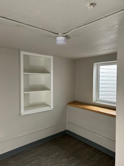 1518 7th Ave #B - Photo 7 of 12