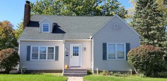 2515 Iowa St - Photo 1 of 1