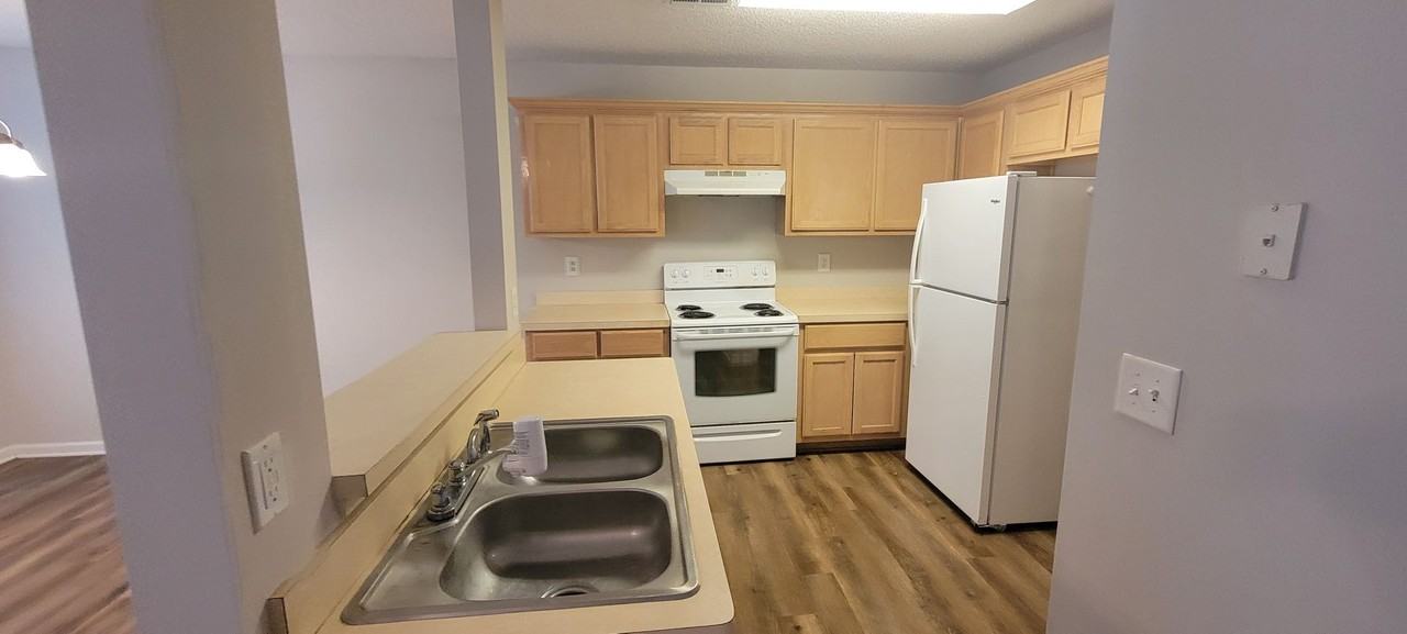 304 Willow Way - Photo 5 of 16