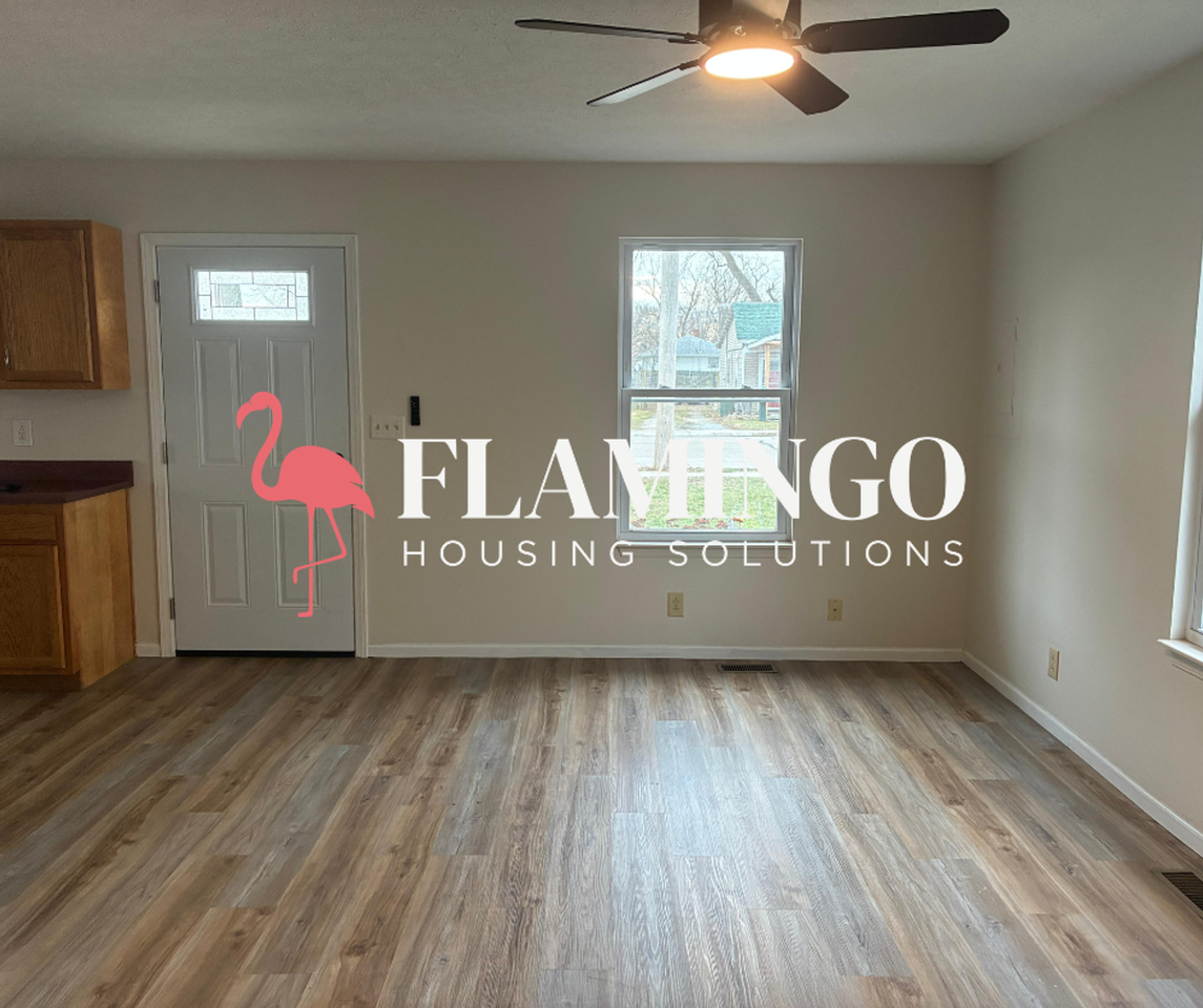 819 Atlantic St - Photo 3 of 12