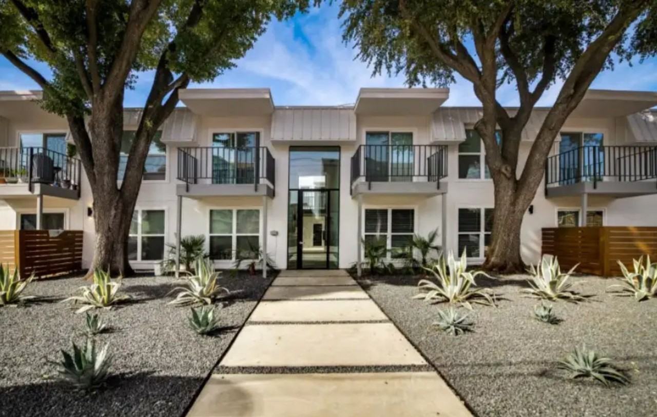 Bravo Apartments - Photo 2 of 11