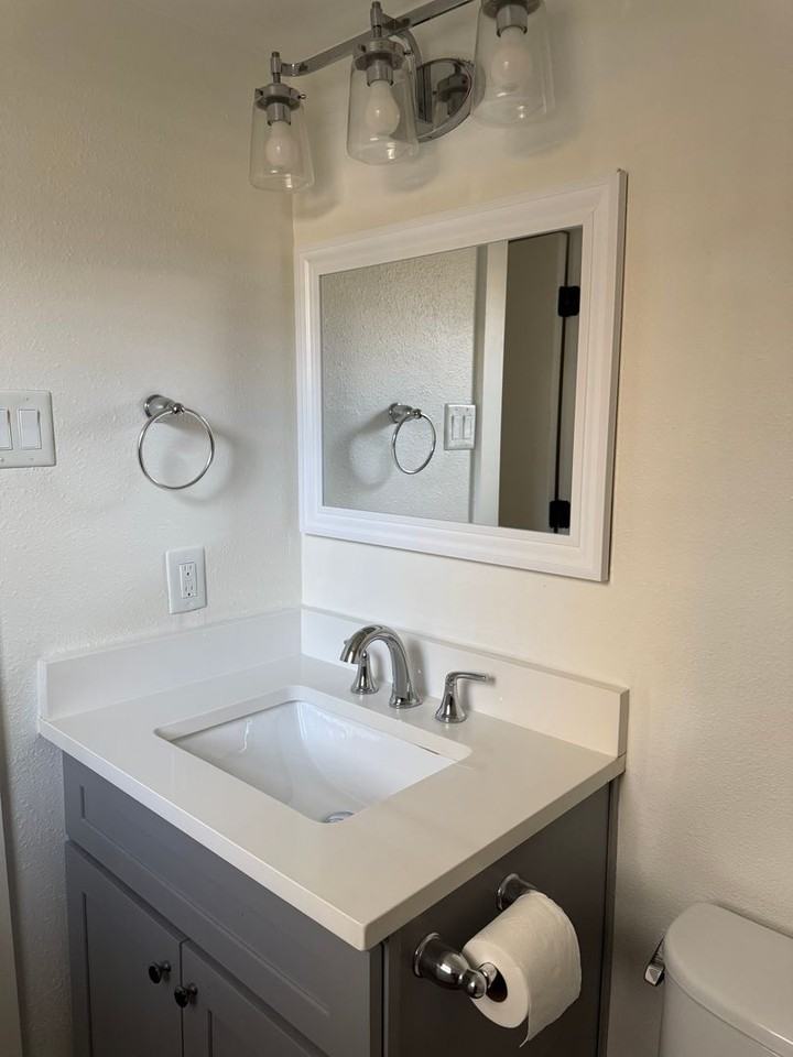 Bravo Apartments - Photo 7 of 11