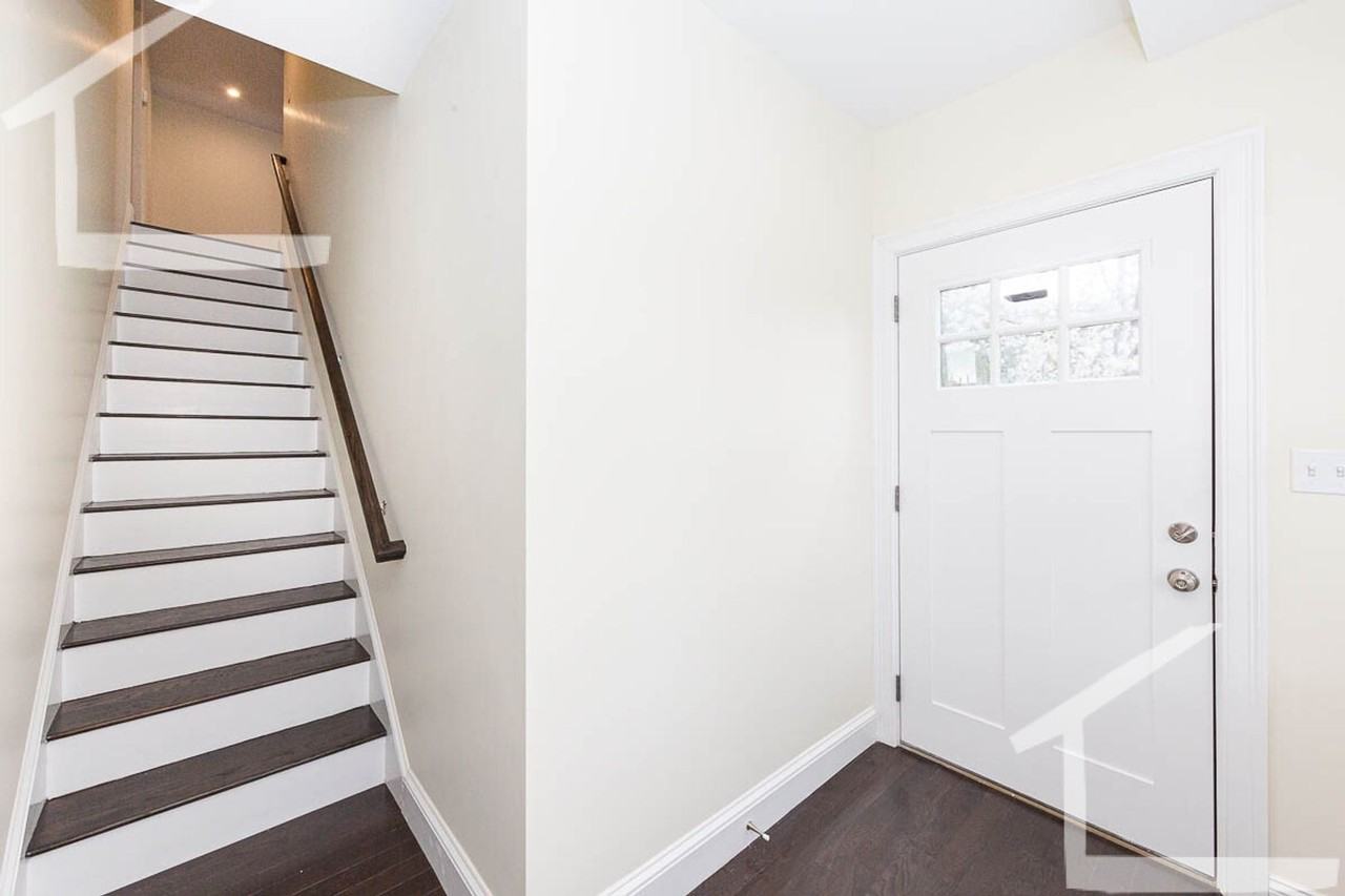 26 Albion St #12 - Photo 5 of 11