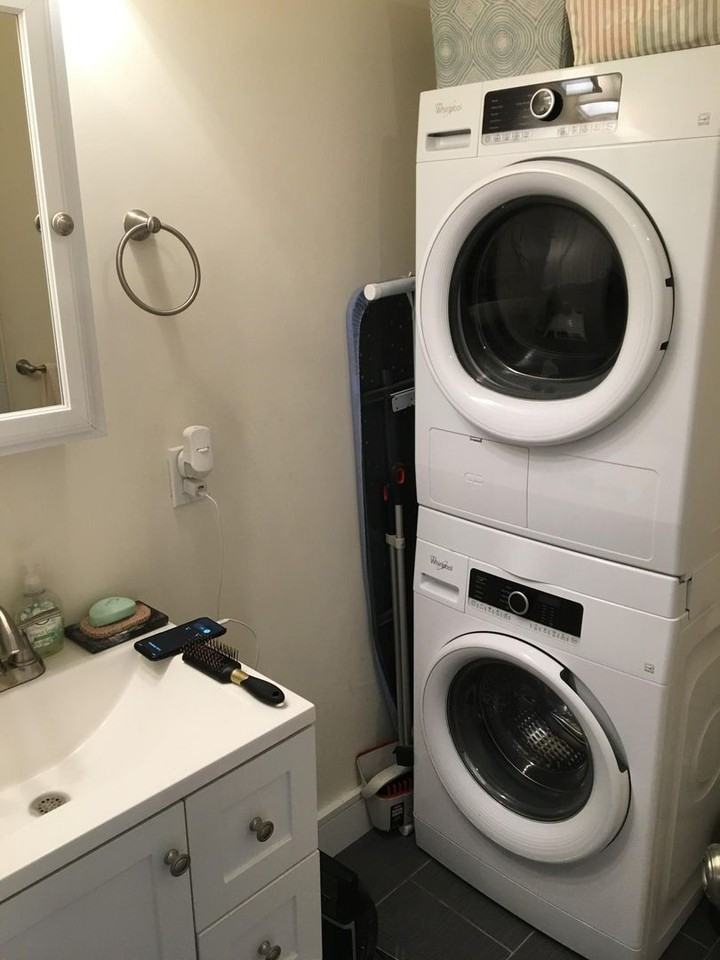 867 Beacon St - Photo 7 of 7