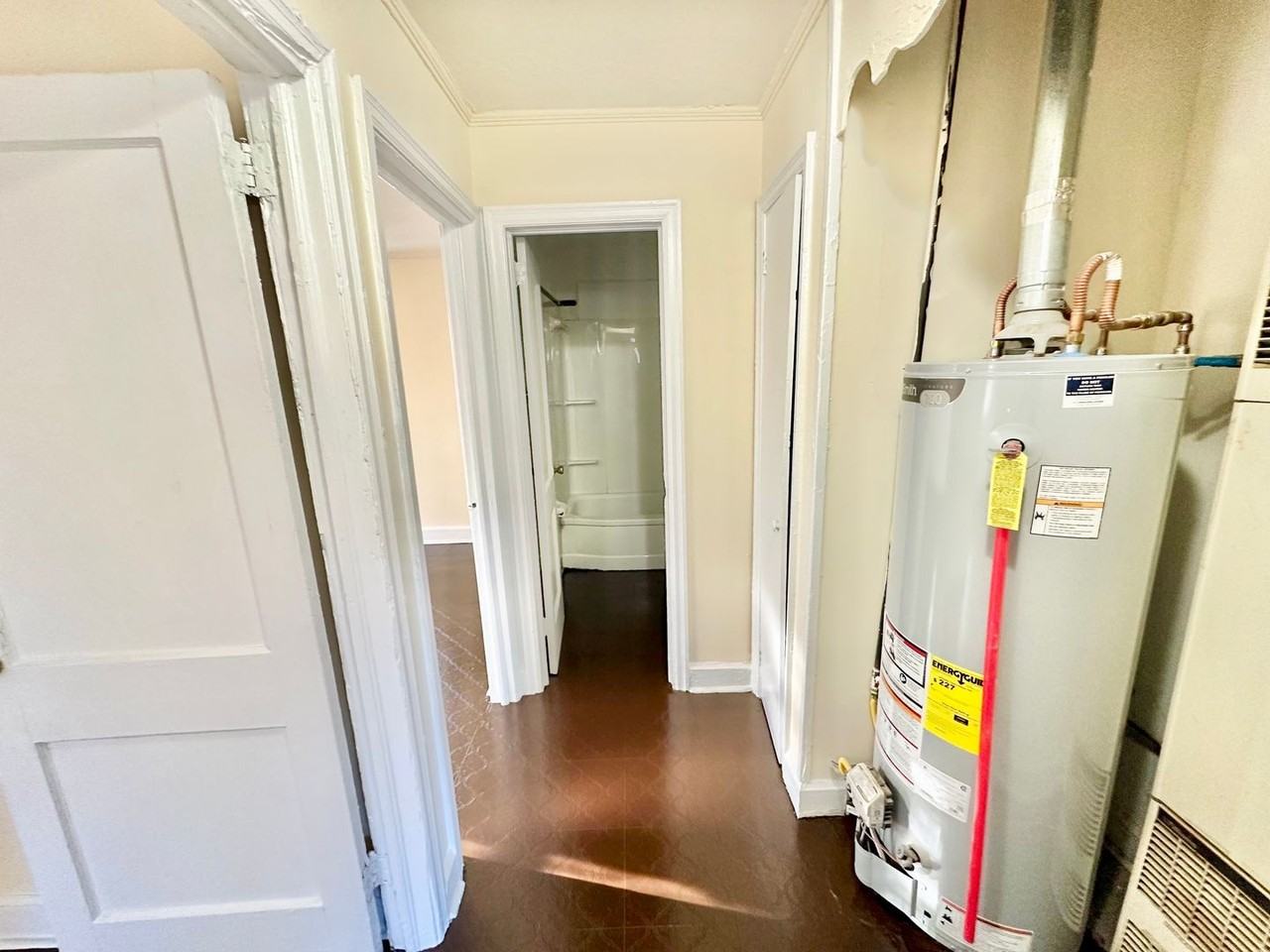 1374 Amelia Ave - Photo 7 of 8