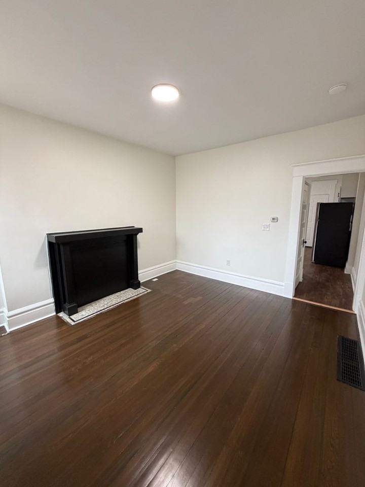 425 Hanford St - Photo 2 of 16