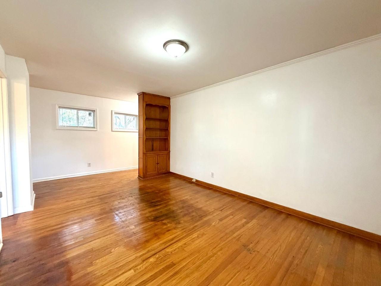 887 Elwood Dr - Photo 7 of 32