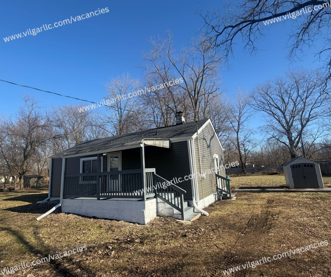 2833 Stevenson St - Photo 3 of 17