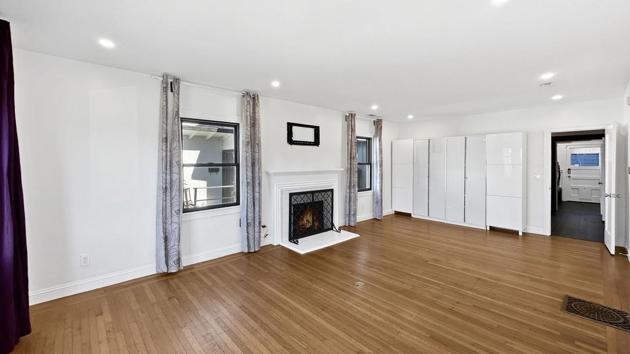 22nd760 - Photo 4 of 23