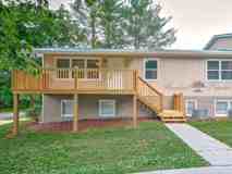 Quiet Area, Close to Town! Renovated 3 Bedroom, 1.5 Bath Apartment at Greenbriar Circle – Johnson City, TN - Photo 1 of 1