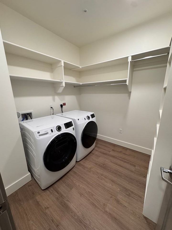 Iconik Bixby Apartments - Photo 5 of 20