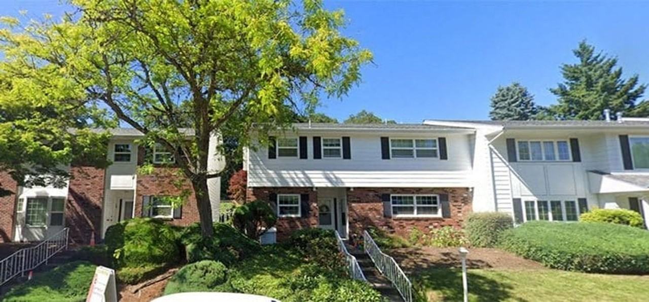 Jamestown Apartments - Photo 7 of 8