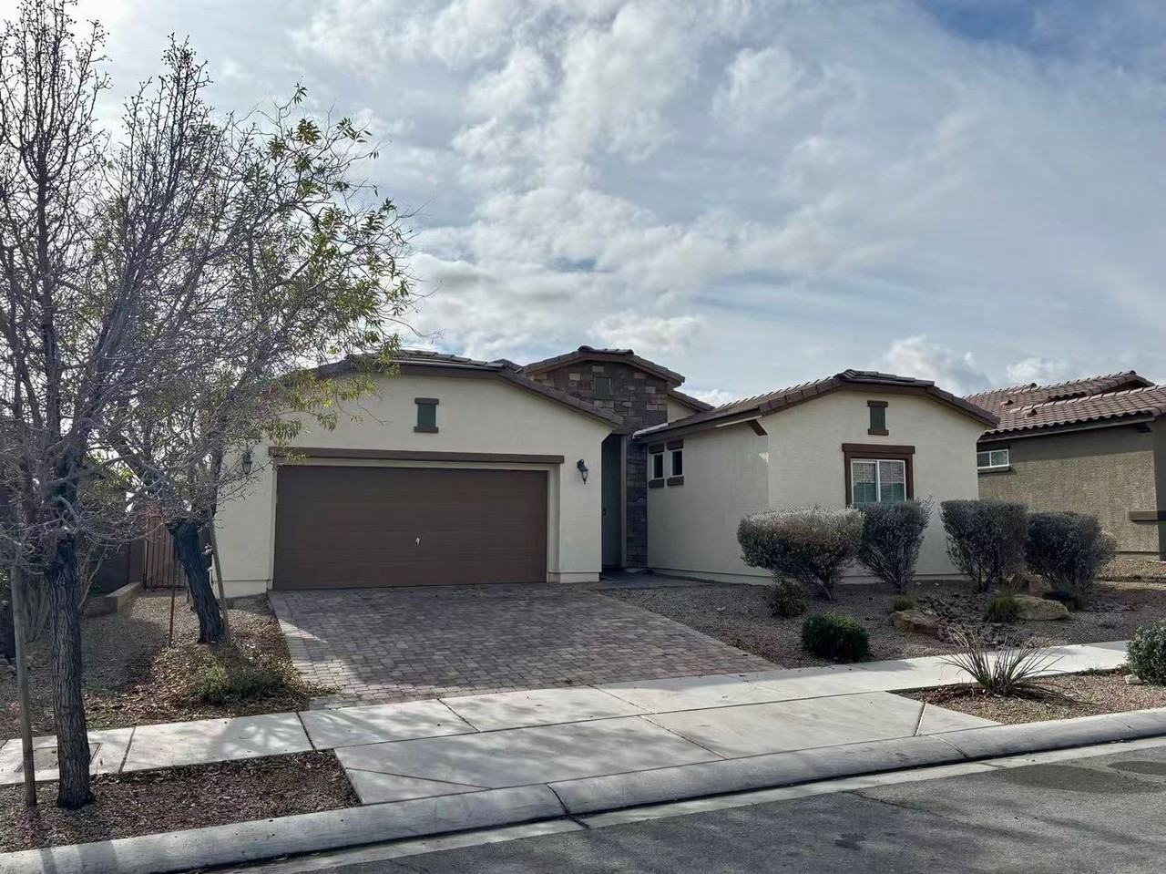 113 Chino Ave - Photo 3 of 16