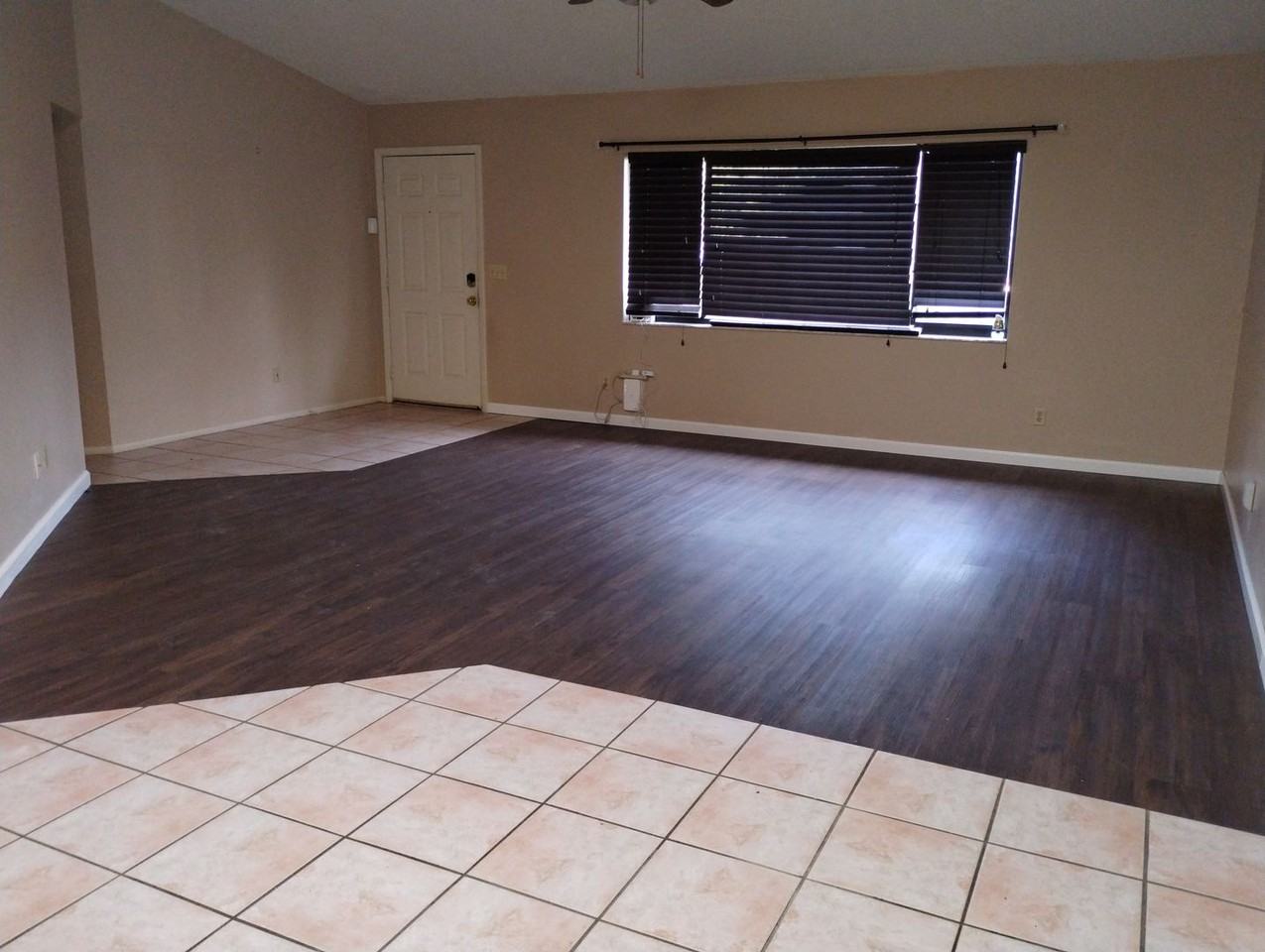 12254 Legend St - Photo 2 of 11