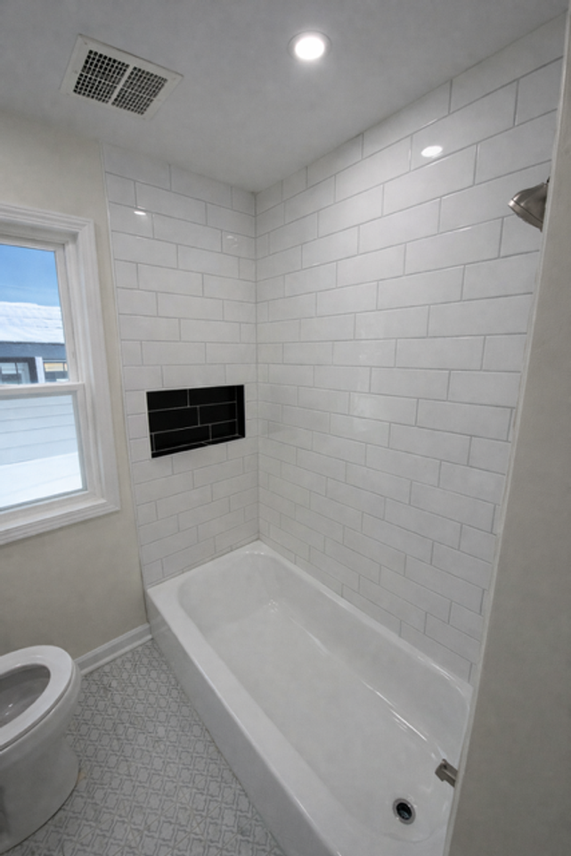 20215 Sunset Dr - Photo 3 of 35