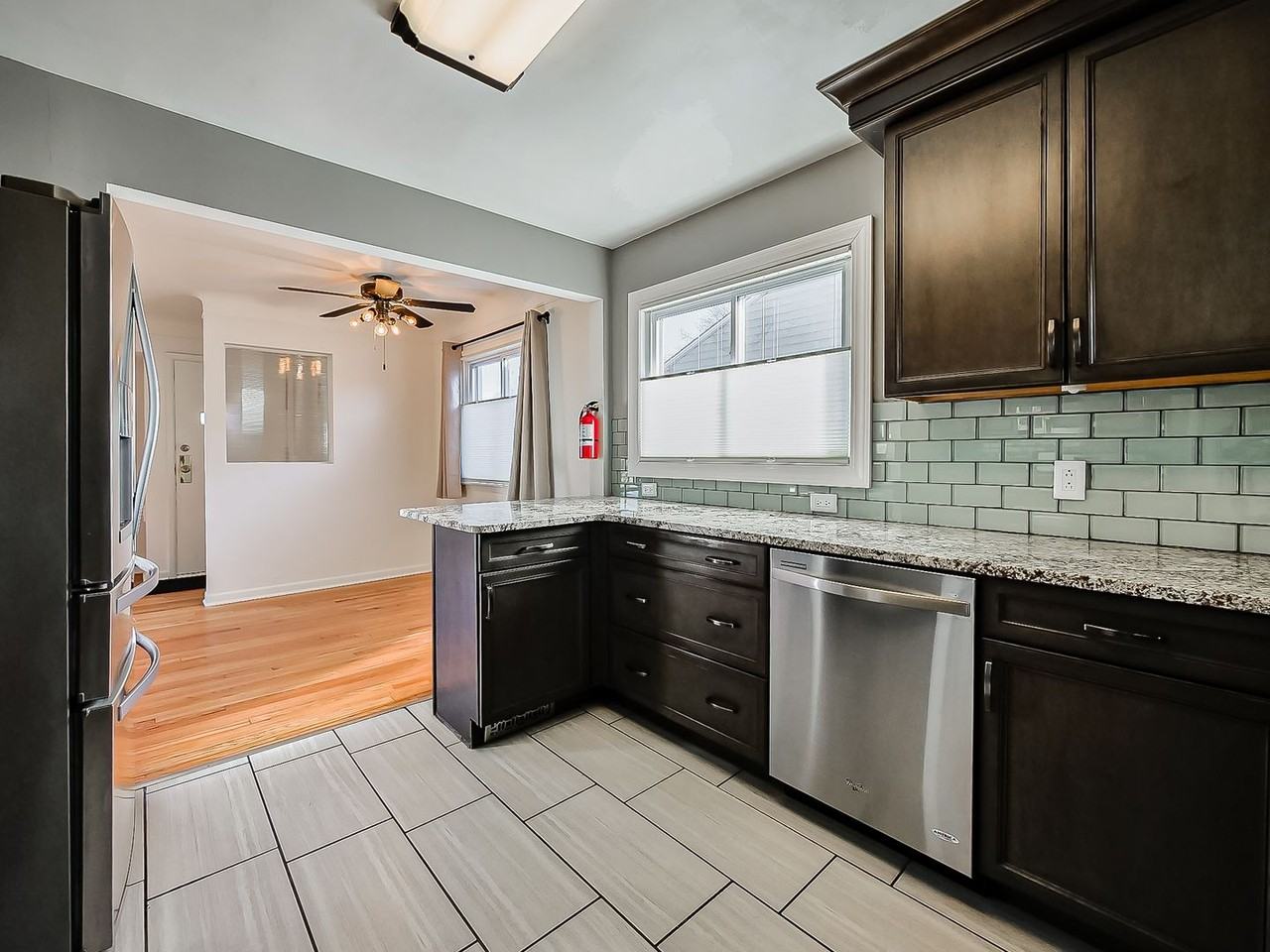 28385 Alger Blvd - Photo 5 of 34