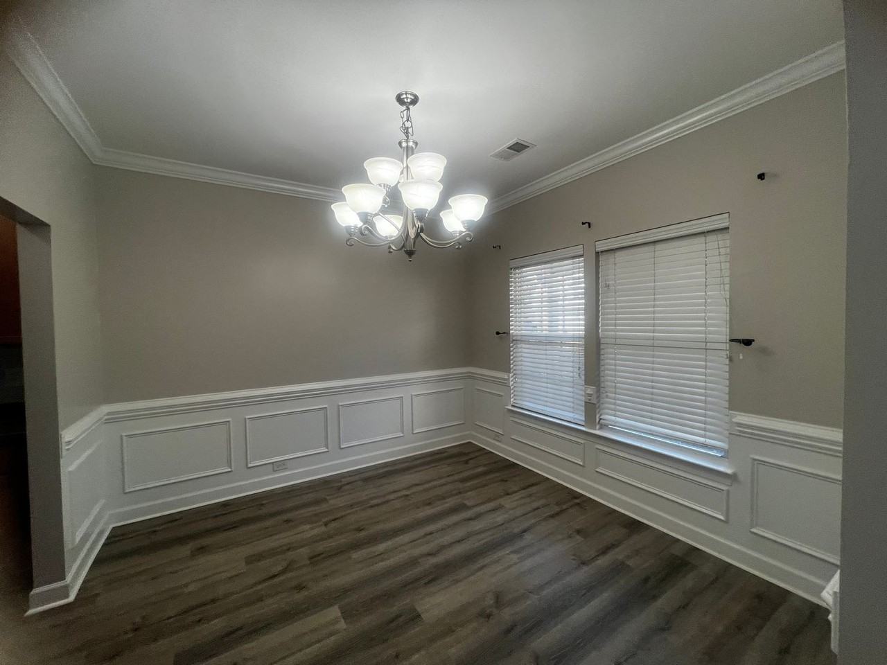 1227 Brighton Ave - Photo 6 of 25