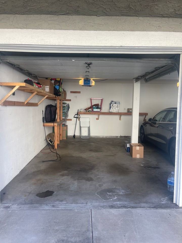 1062 E 2nd St - Photo 2 of 20