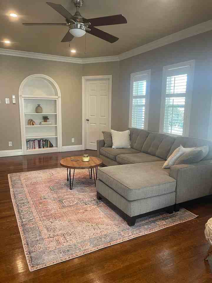 1062 E 2nd St - Photo 6 of 20