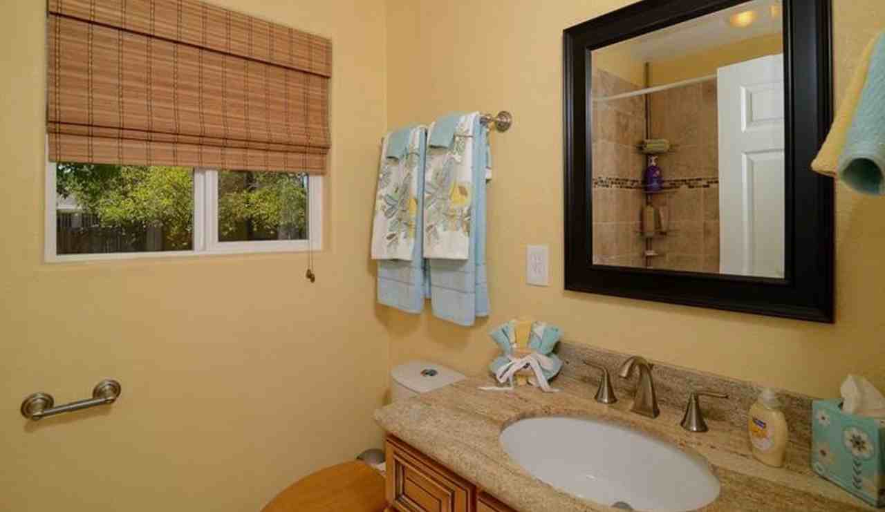 4650 Custis Ave - Photo 5 of 6