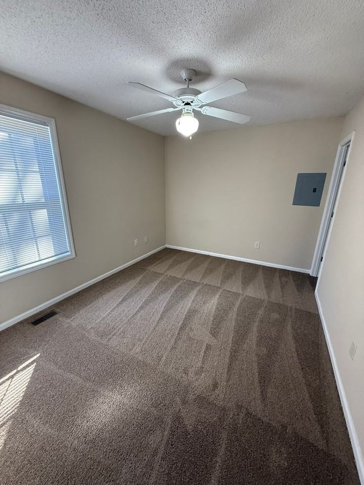 1831 Saddlewood Ct #A - Photo 5 of 7