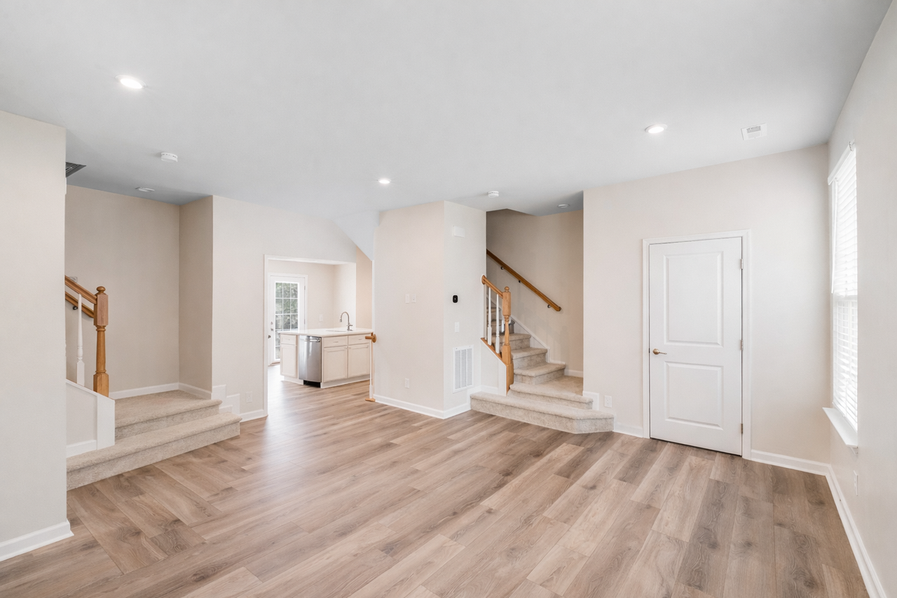 2303 Autumn Olive Ln - Photo 3 of 32