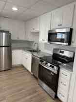 400 Gallatin Ave - Photo 1 of 1