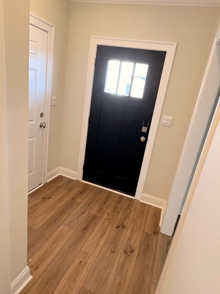 110 Alva Ct - Photo 2 of 17