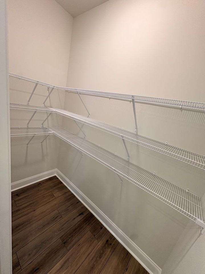110 Alva Ct - Photo 4 of 17