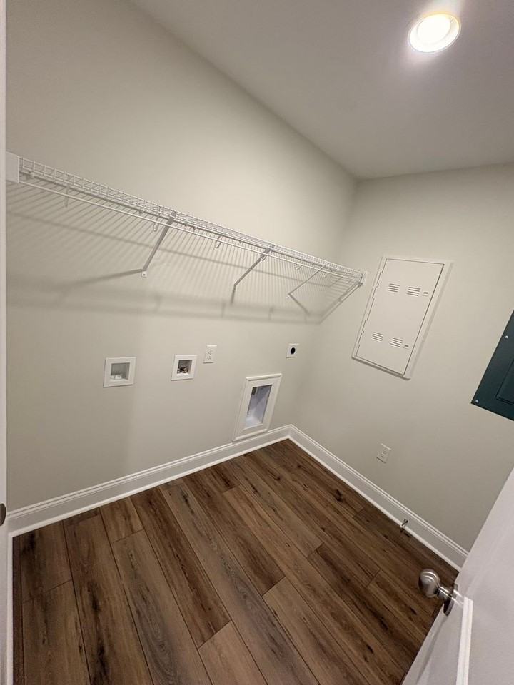 110 Alva Ct - Photo 6 of 17