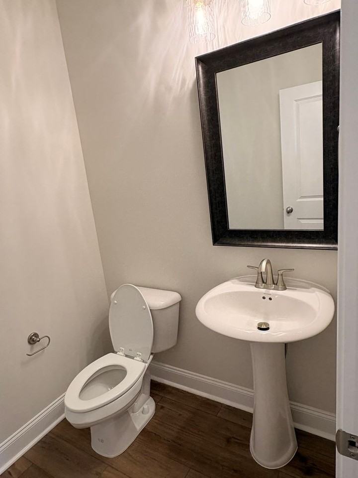 110 Alva Ct - Photo 7 of 17