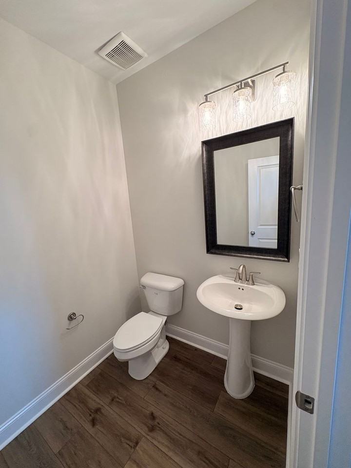 106 Alva Dr - Photo 4 of 11