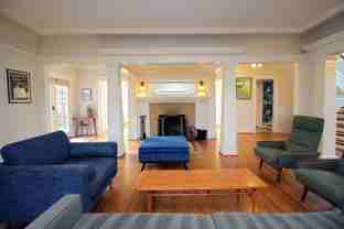 2343 Ne 21st Ave - Photo 1 of 1