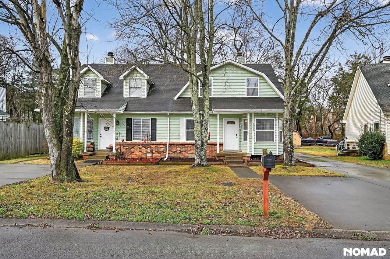 3209 Lakeford Dr - Photo 2 of 19