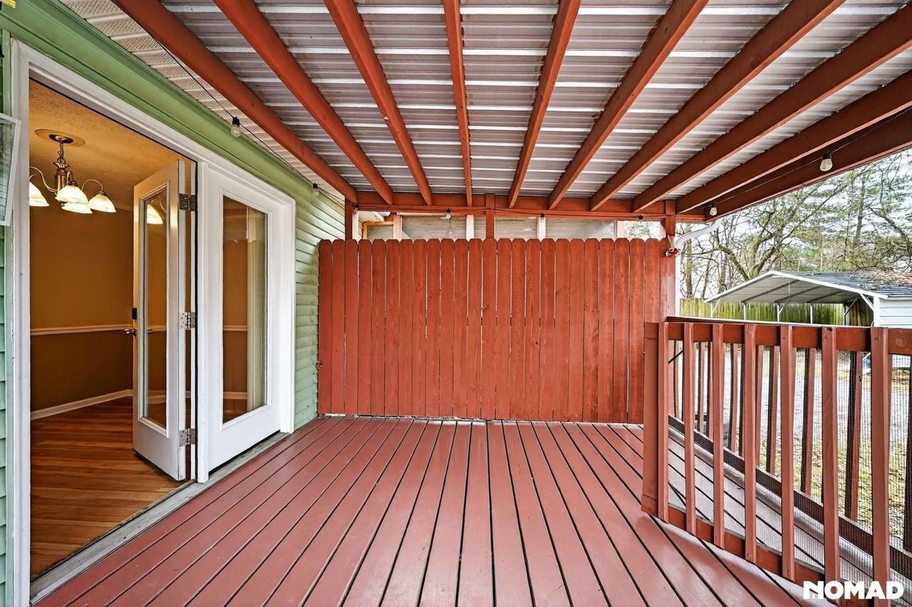 3209 Lakeford Dr - Photo 4 of 19