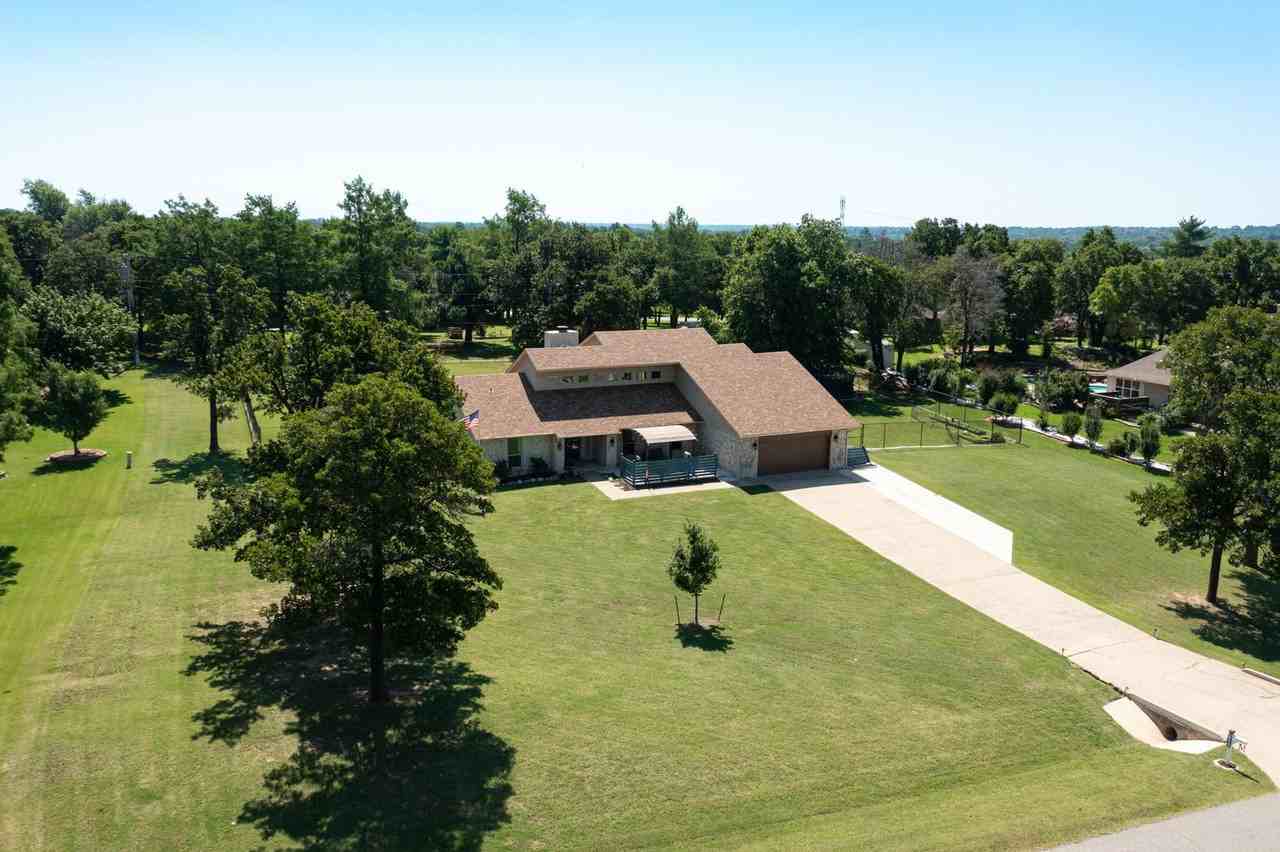 7808 Forest Ln - Photo 7 of 50